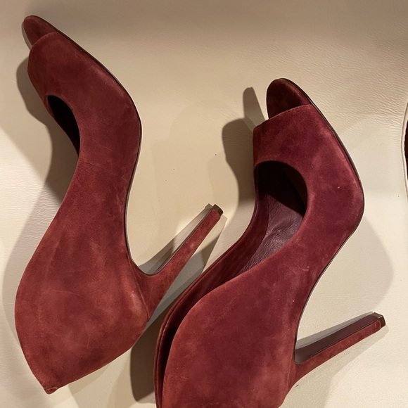 Vince Camuto Maroon Suede Peep-Toe Heels - Picture 6 of 8